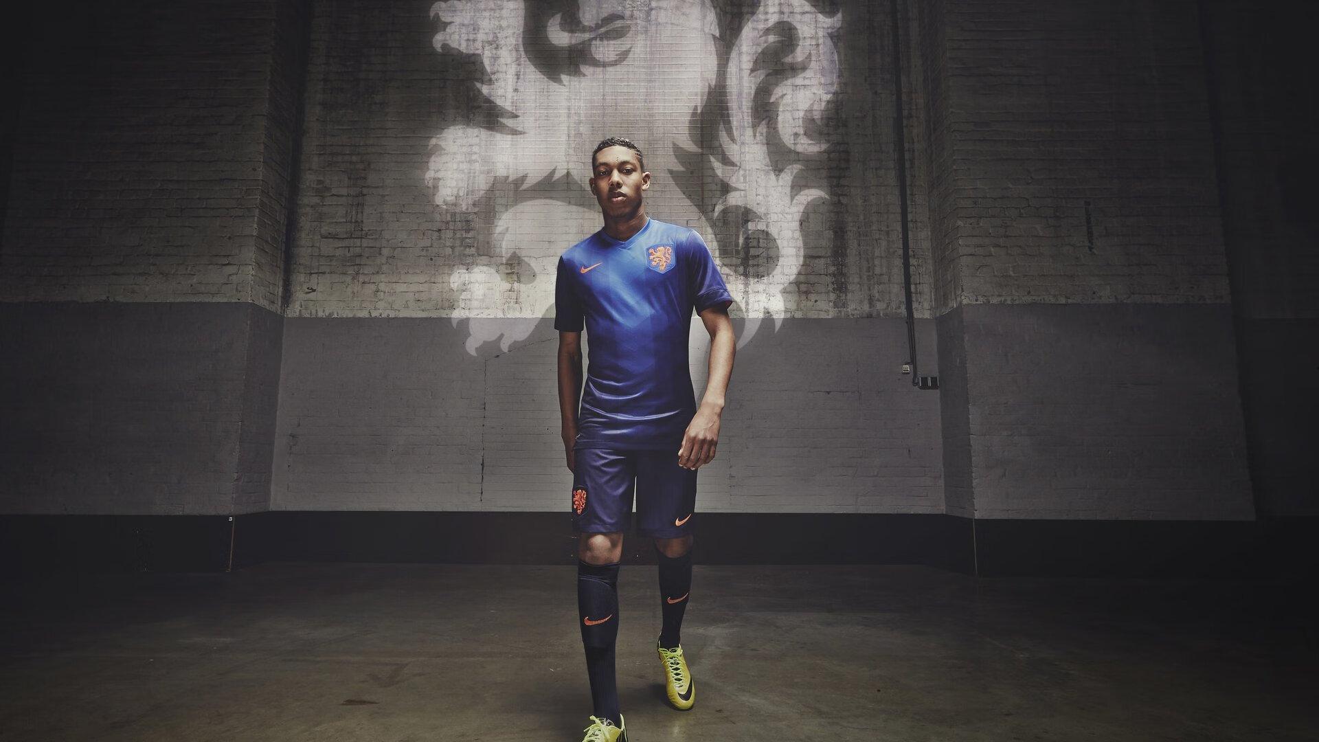 23岁新星打破尘封15年世界纪录，田径史迎来崭新篇章